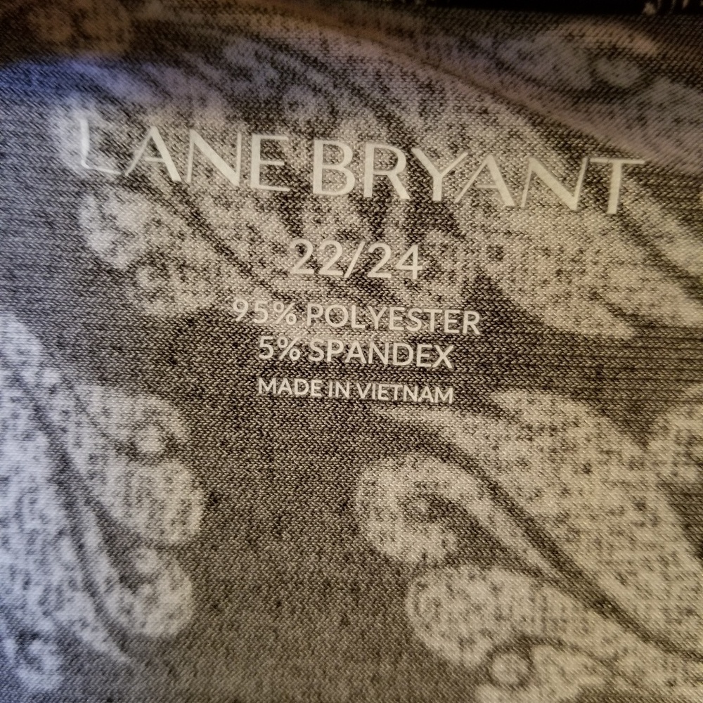 Lane Bryant 22/24 Black & White Damask Top - Picture 3 of 5